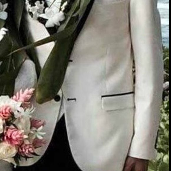 White Tux - Picture 7 of 10